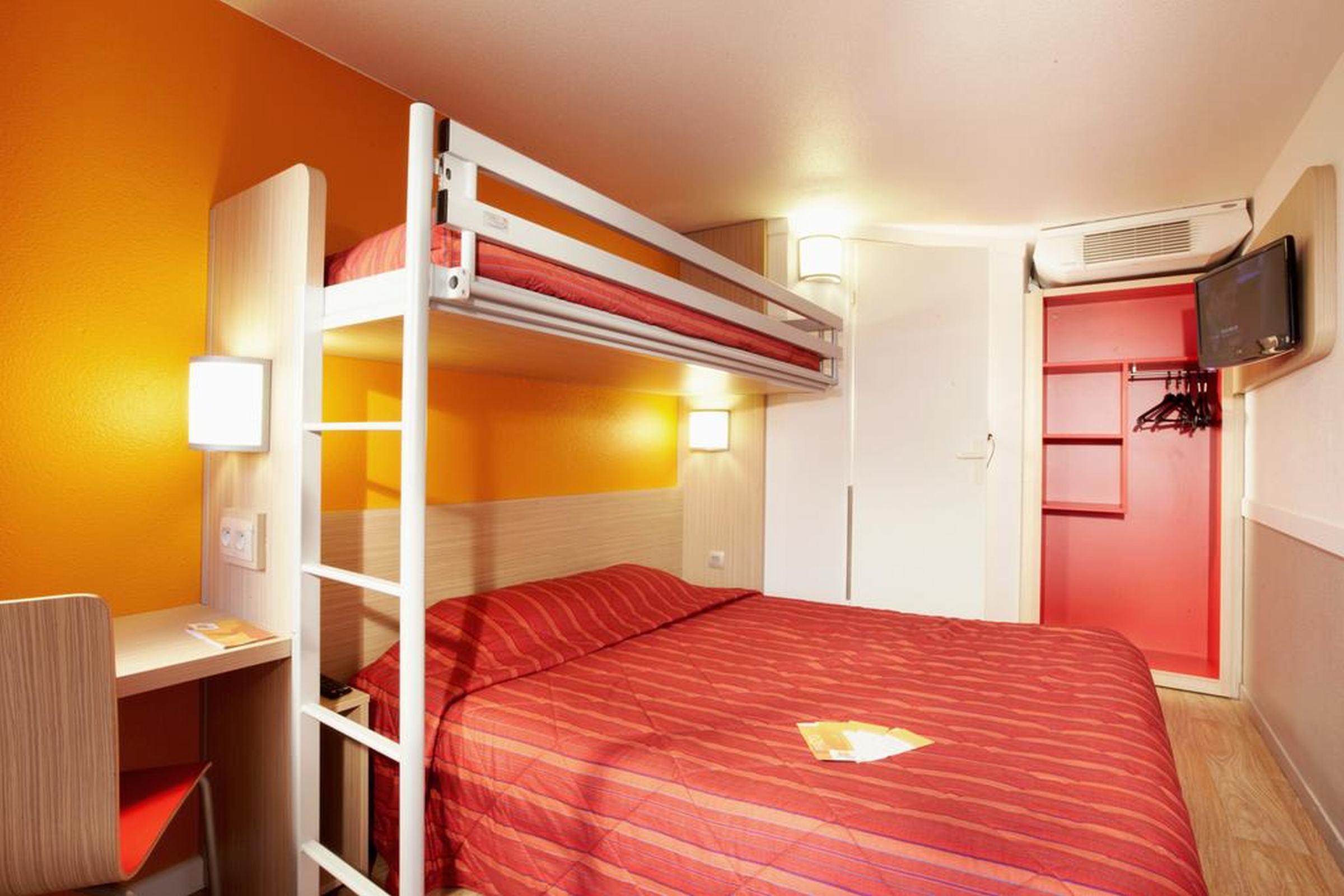 Premiere Classe Paris Ouest - Nanterre - La Defense Exterior foto