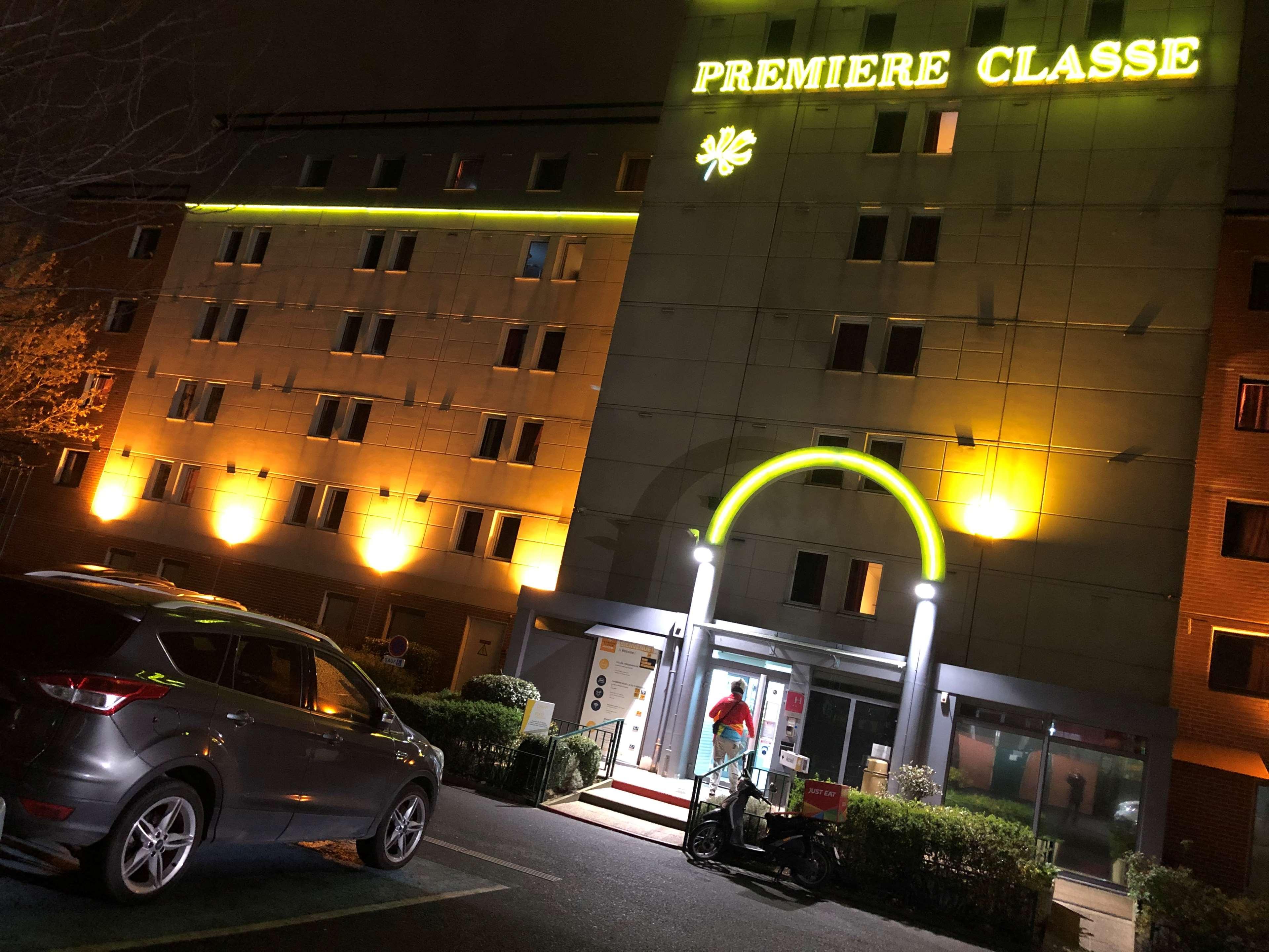 Premiere Classe Paris Ouest - Nanterre - La Defense Exterior foto