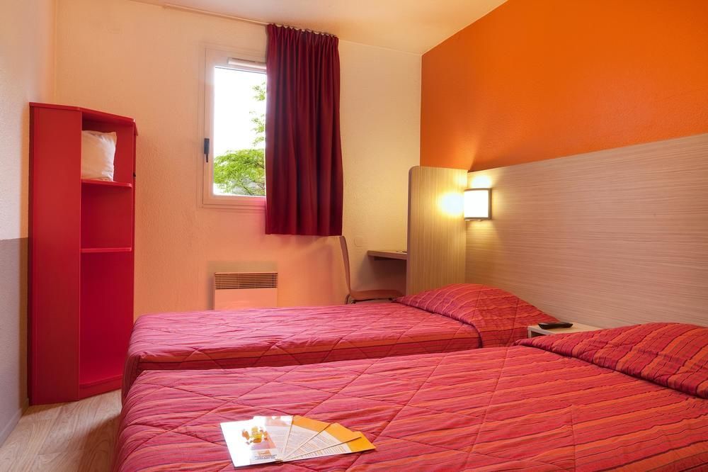 Premiere Classe Paris Ouest - Nanterre - La Defense Exterior foto